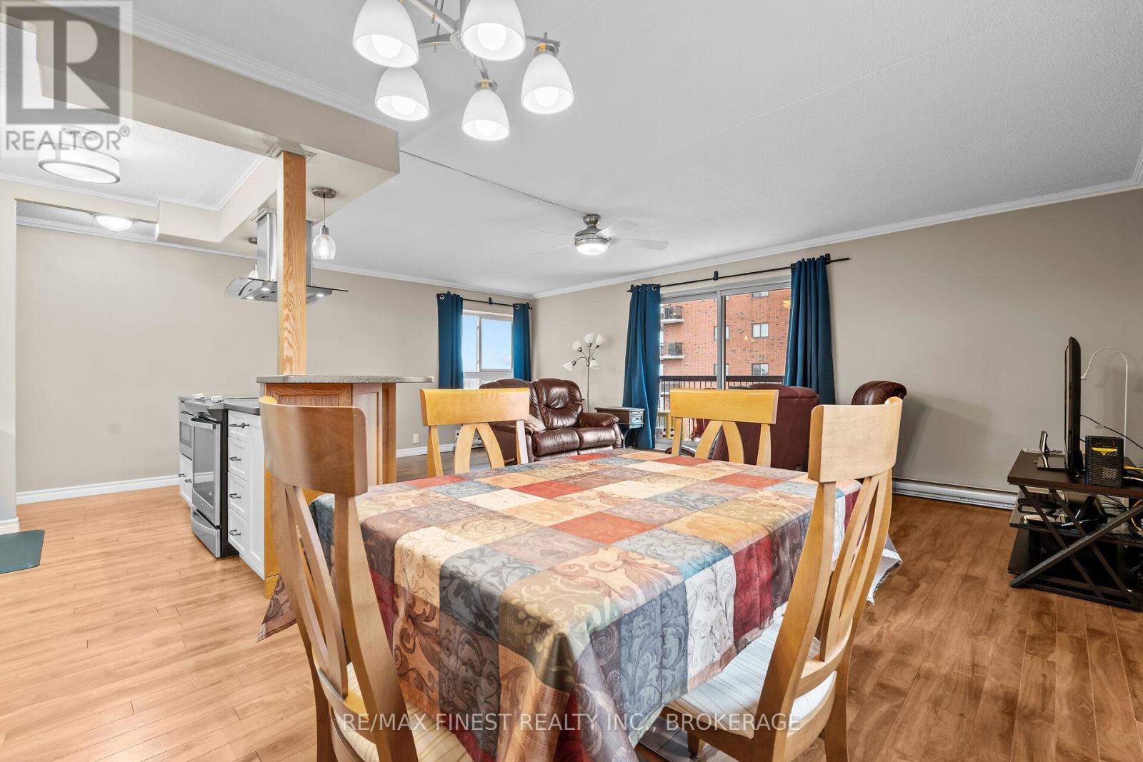 601 - 610 William Street Property Photo 15