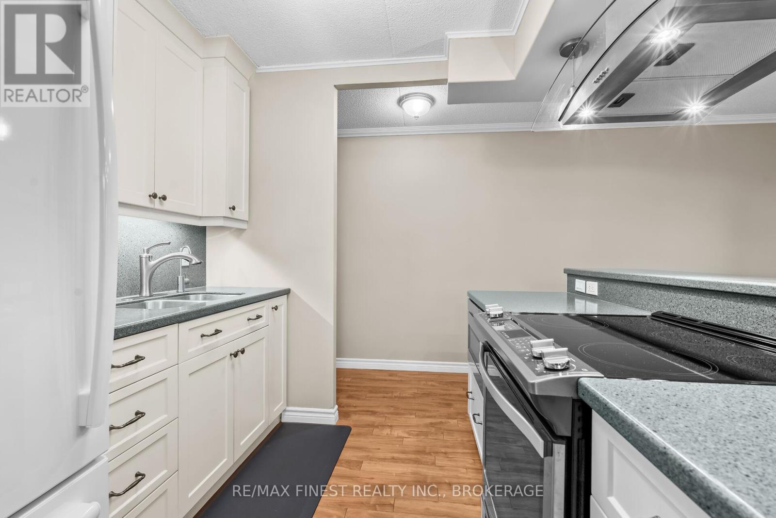 601 - 610 William Street Property Photo 20