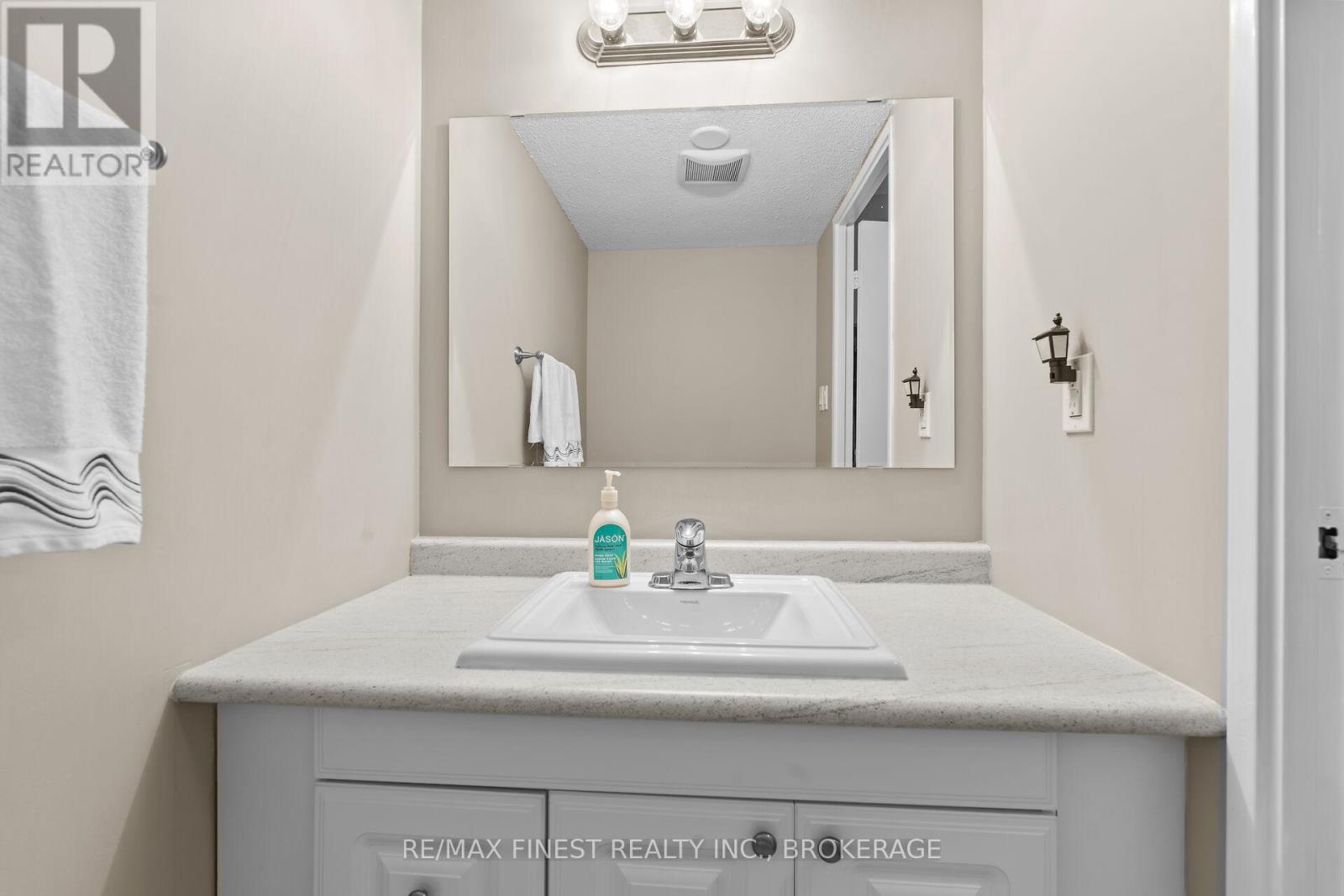 601 - 610 William Street Property Photo 28