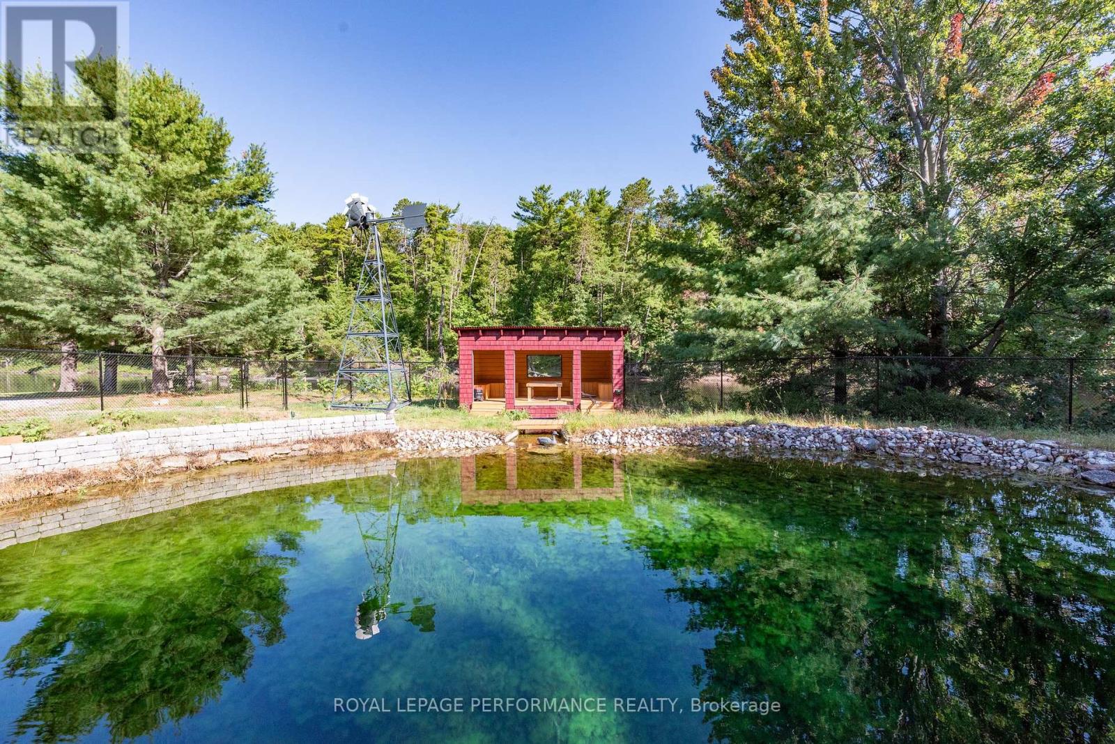1371 Victoria Street Property Photo 8