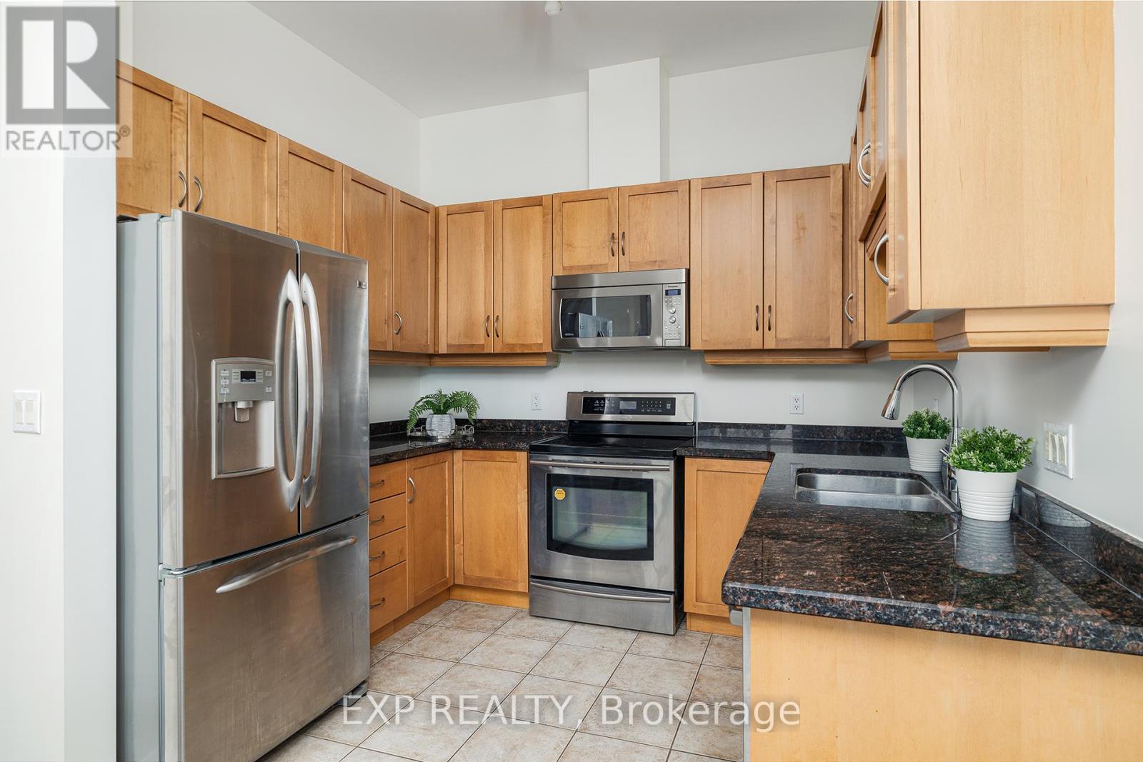 305 - 165 Duke Street E Property Photo 7