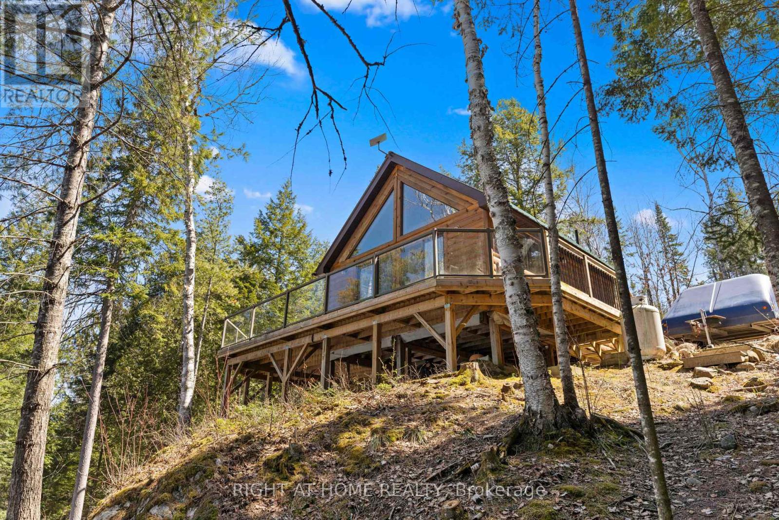592 Moccasin Lake Road Property Photo 1