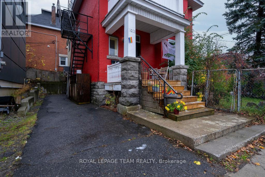 1028 Gladstone Avenue Property Photo 4