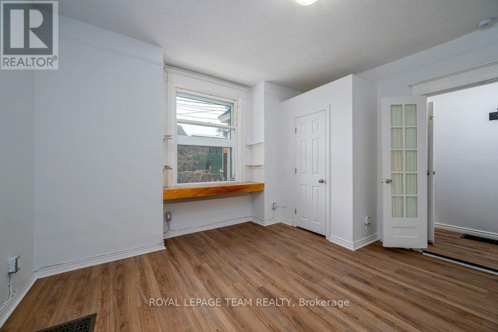 1028 Gladstone Avenue Property Photo 10