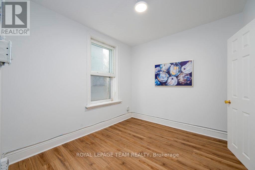 1028 Gladstone Avenue Property Photo 19