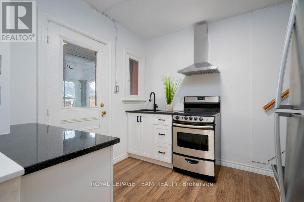 1028 Gladstone Avenue Property Photo 23