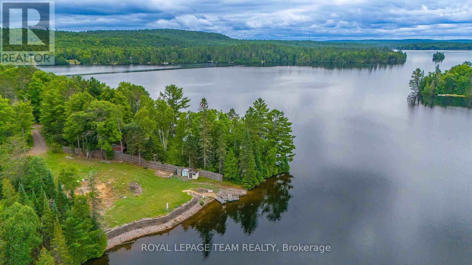 281 Chimo Road N Property Photo 12