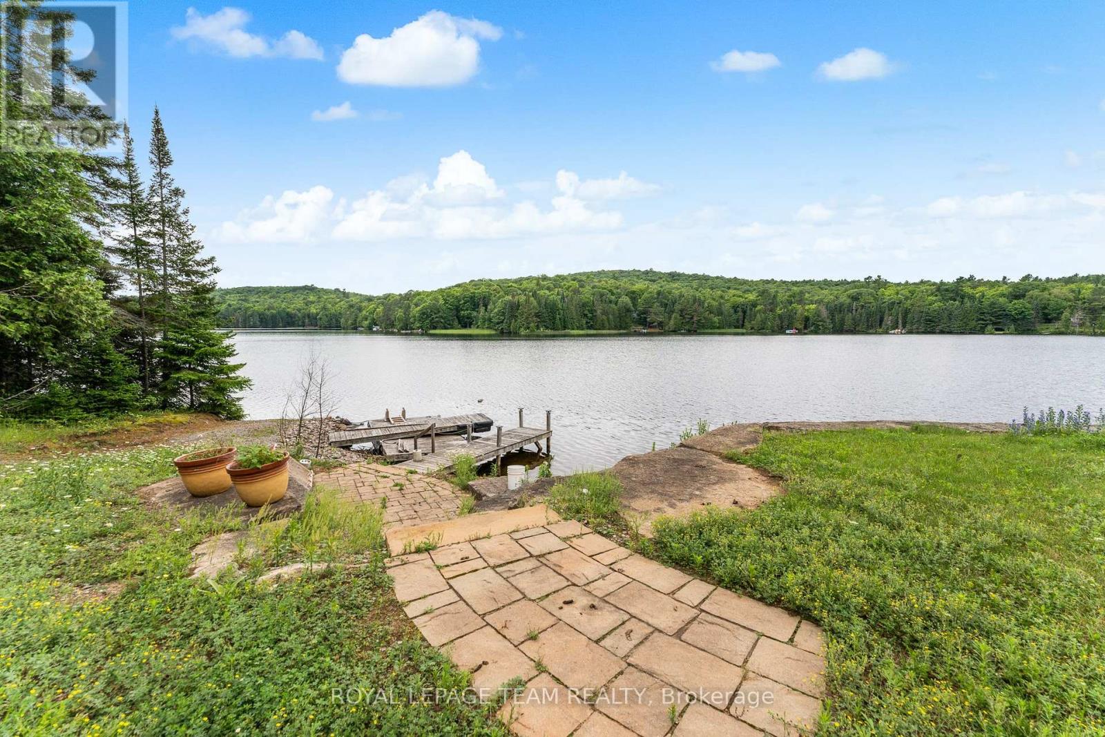 281 Chimo Road N Property Photo 25