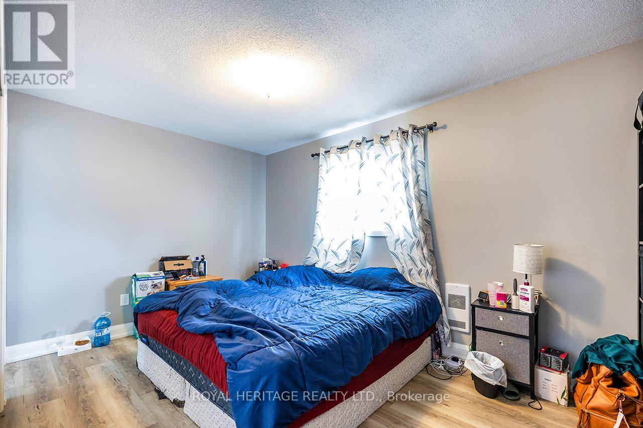 286 William Street N Property Photo 11