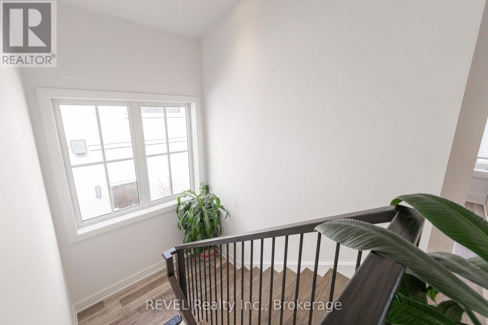 339 Mary Street Property Photo 43