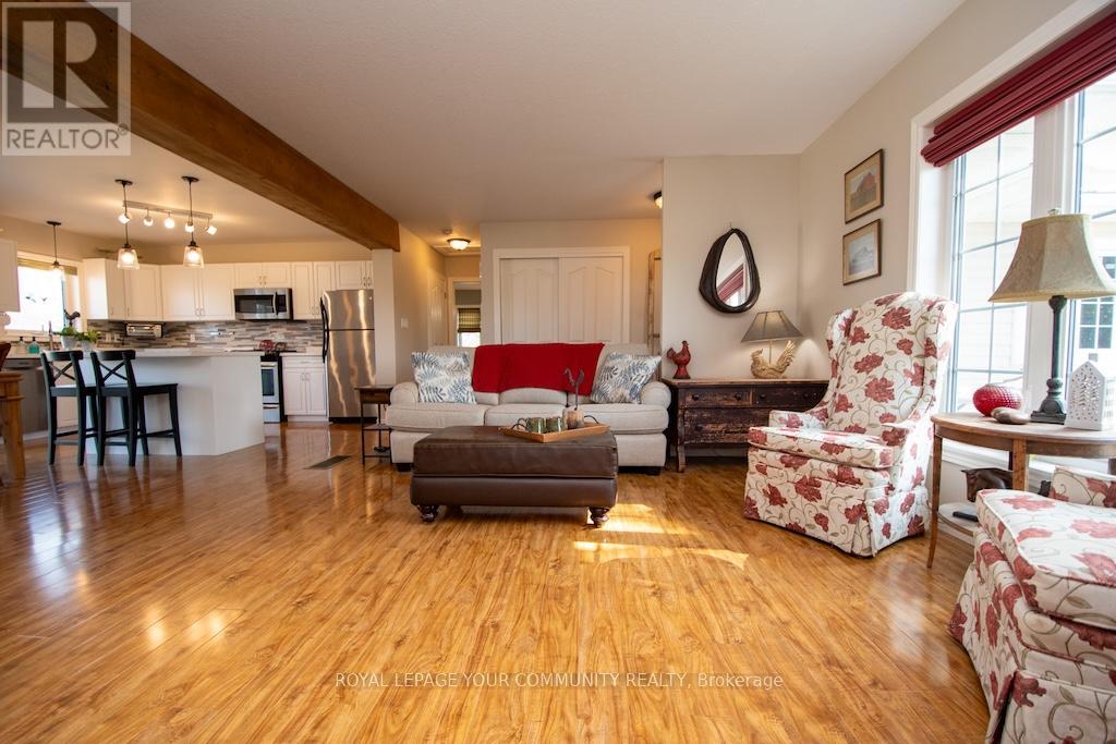 244 Friendly Acres Road Property Photo 17