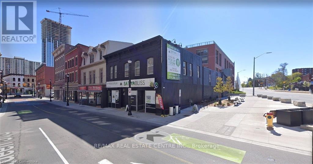 53 Queen Street S Property Photo 1