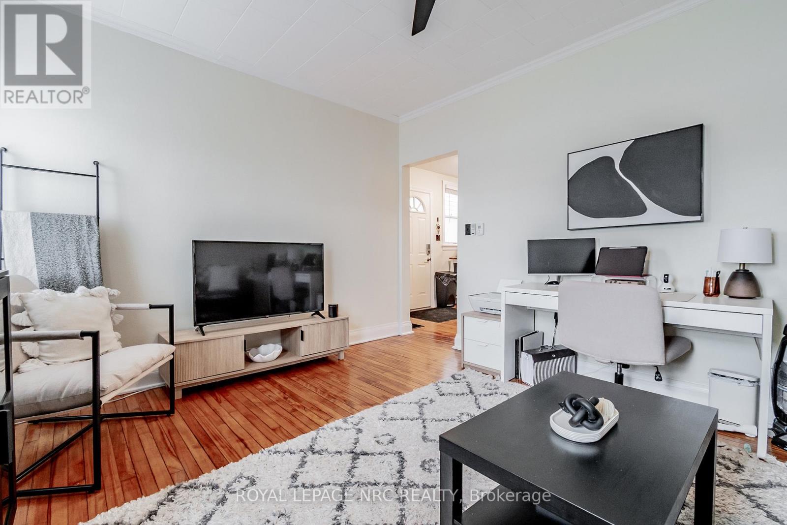 152 West Street Property Photo 5