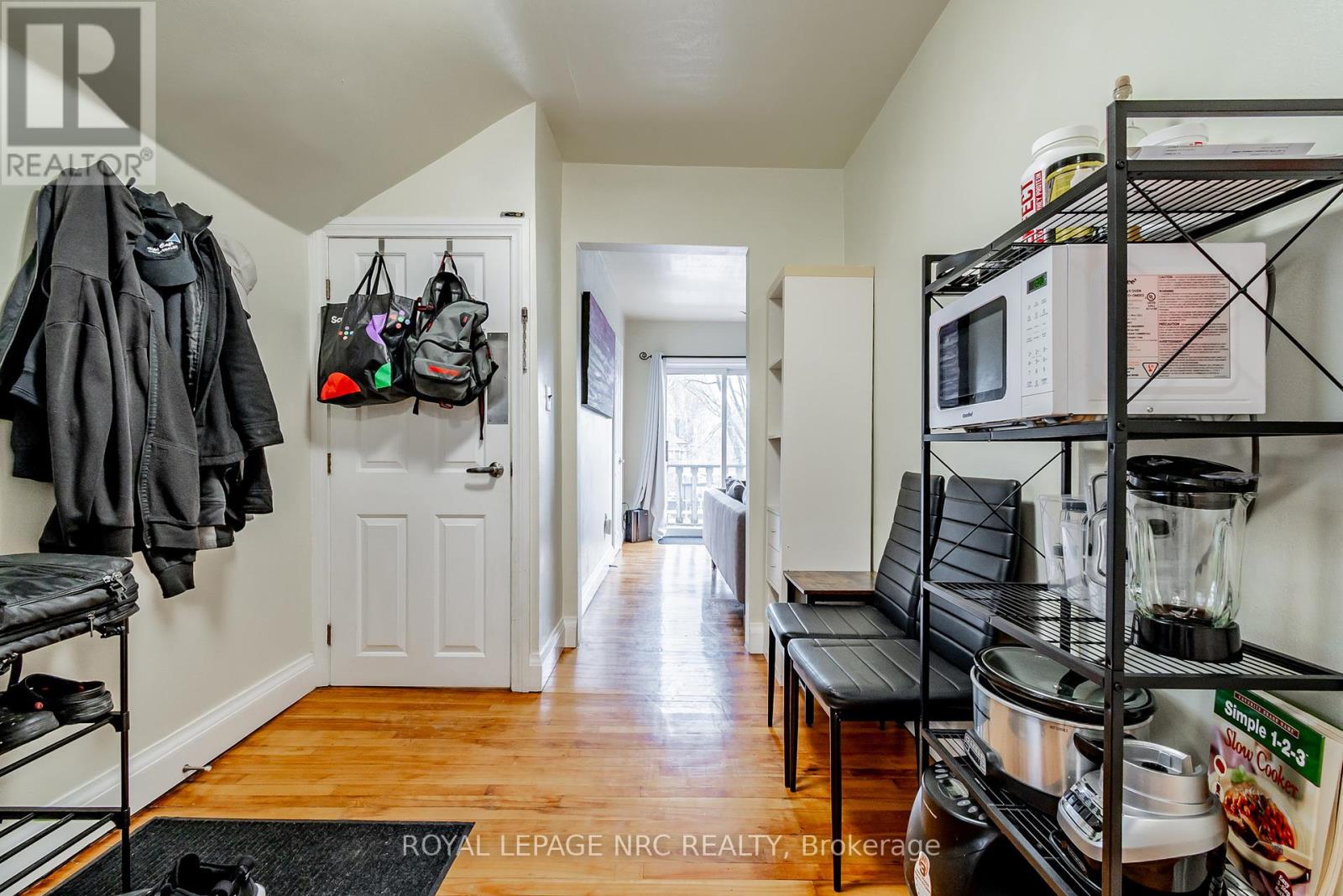 152 West Street Property Photo 35