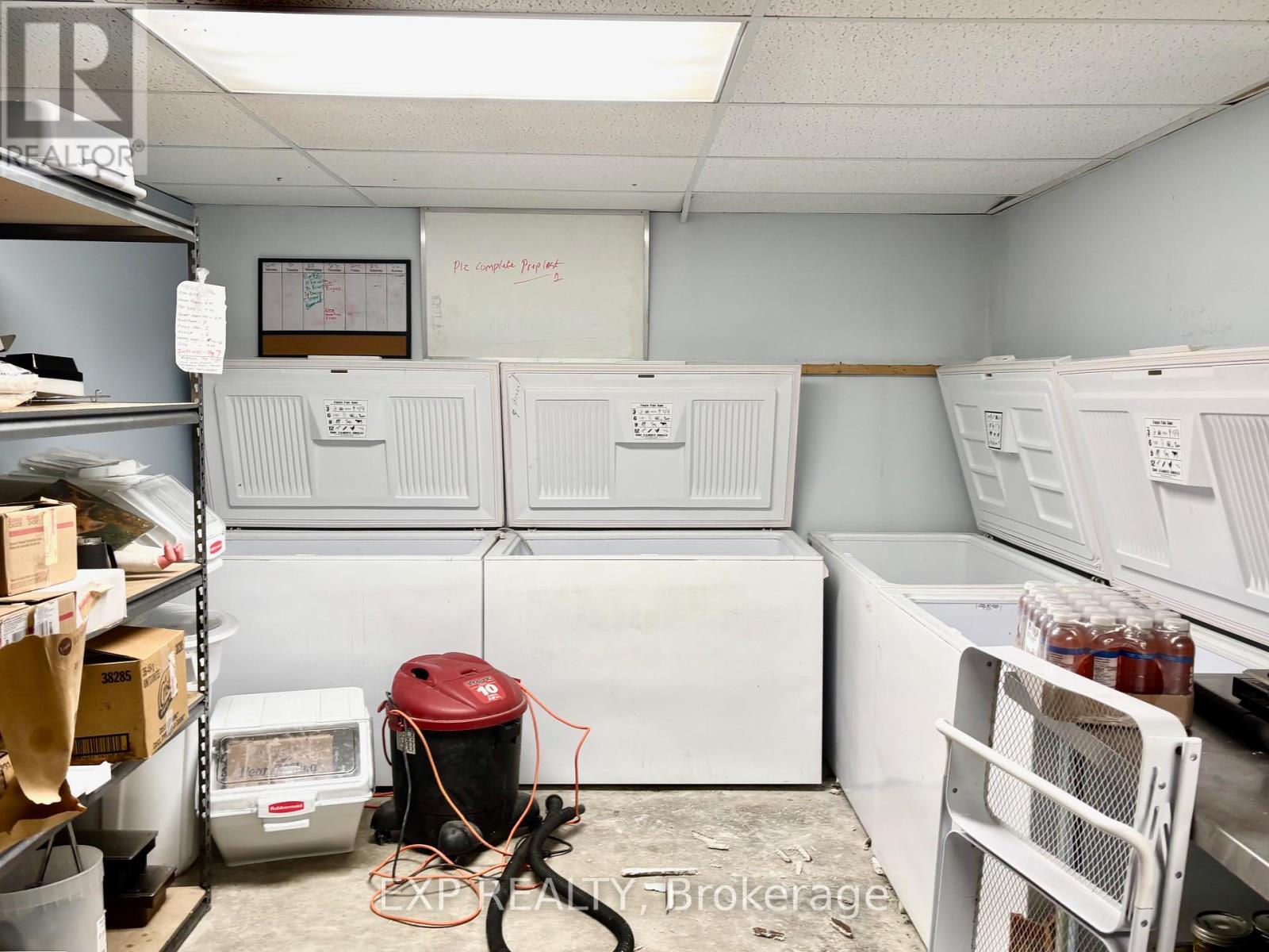 23 Bay Street N Property Photo 19