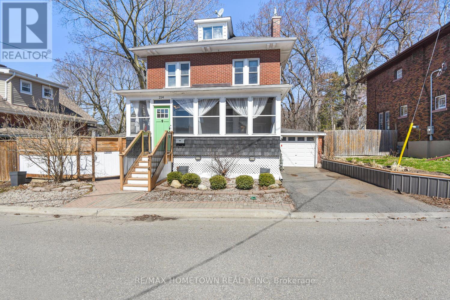 214 James Street Property Photo 1