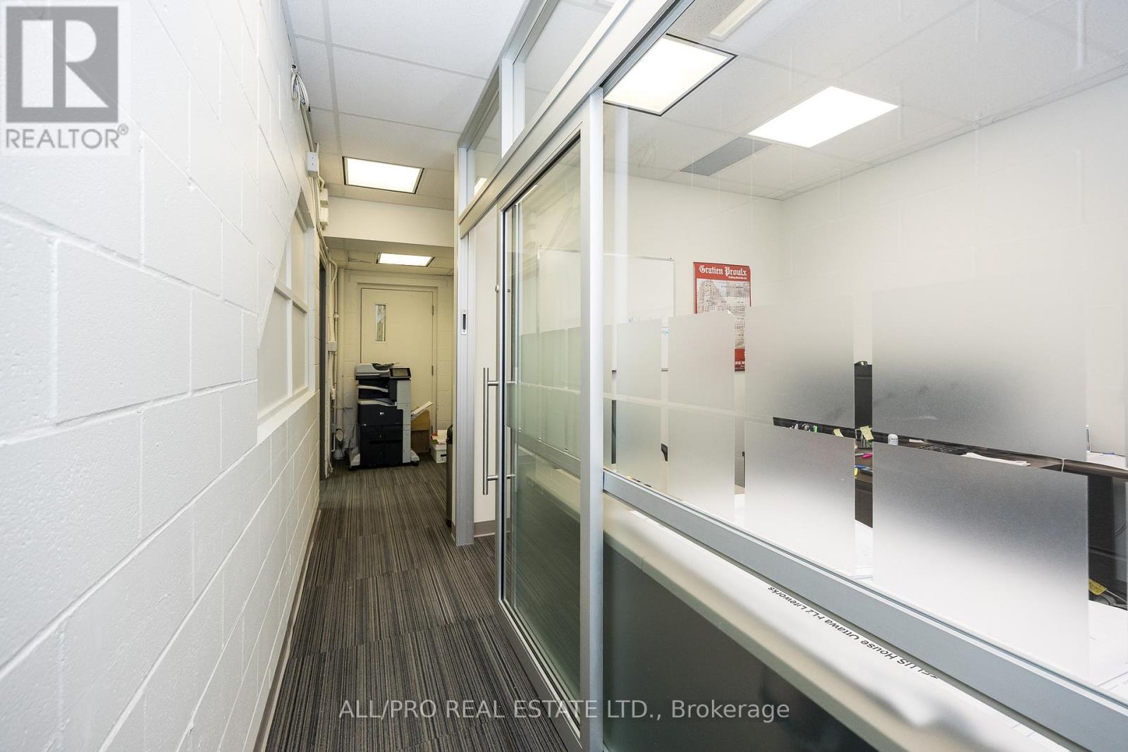 Unit 1 - 1011 Thomas Spratt Place Property Photo 7