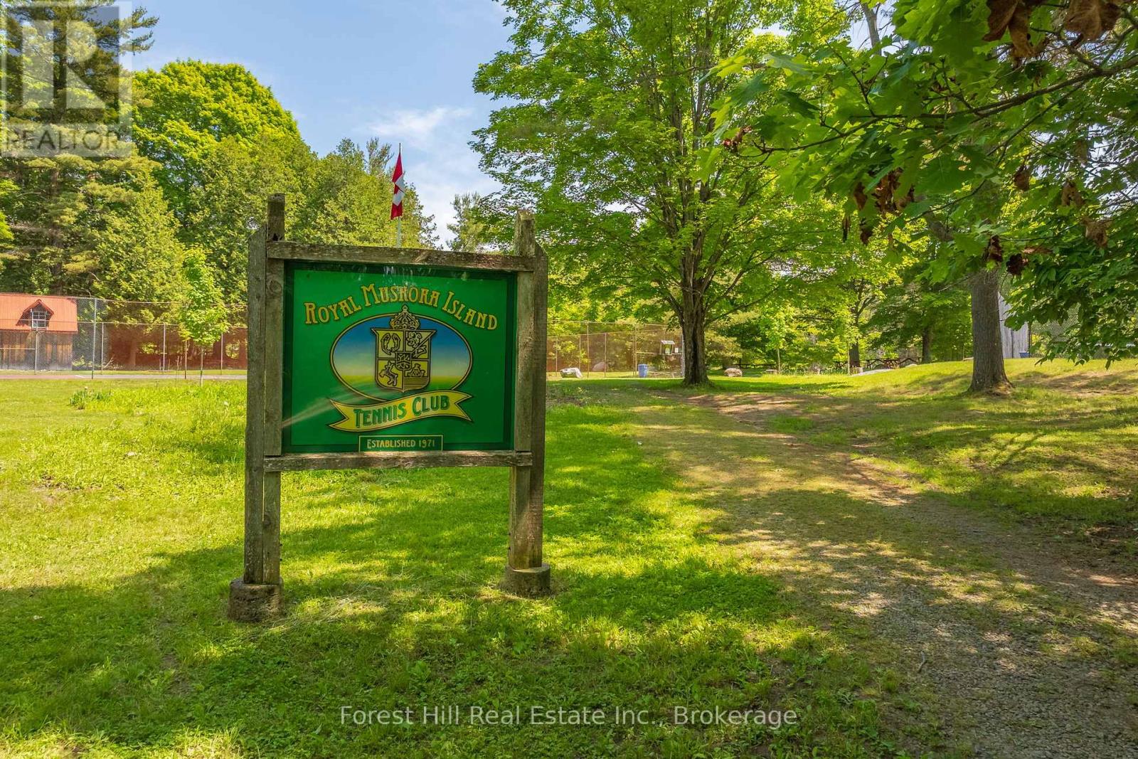 1054 Fair-lee Park Road Property Photo 14