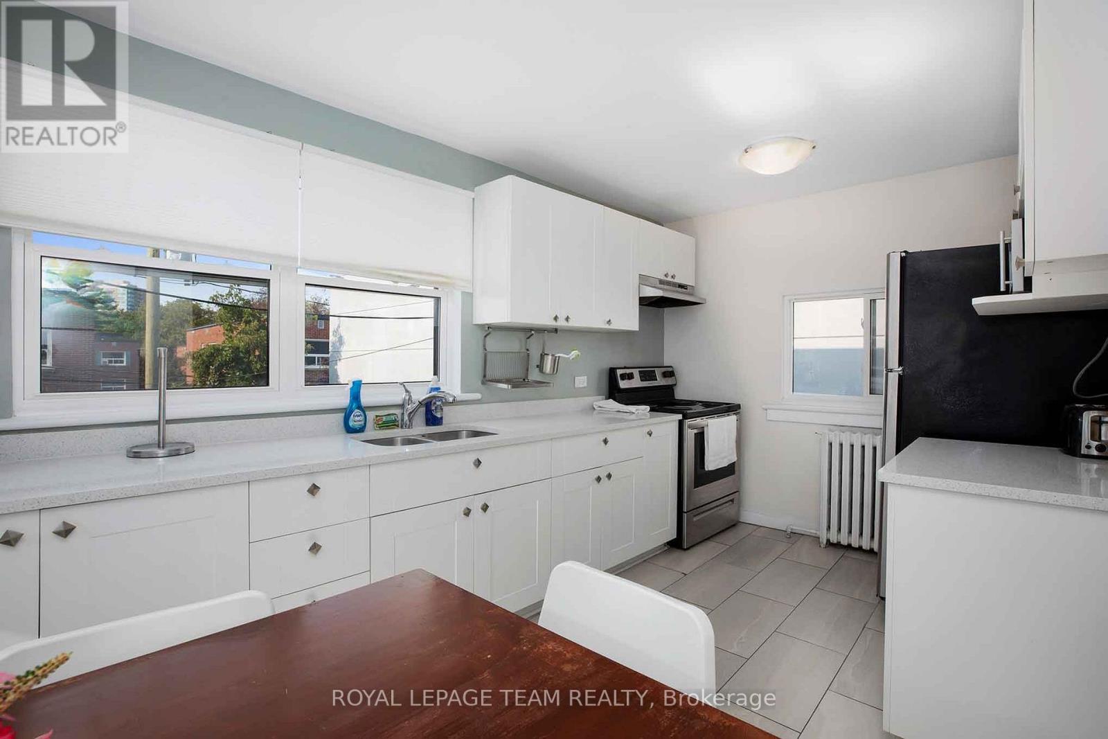 31 Montreal Road Property Photo 25