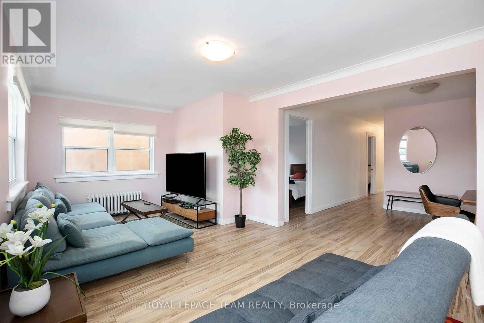 31 Montreal Road Property Photo 33