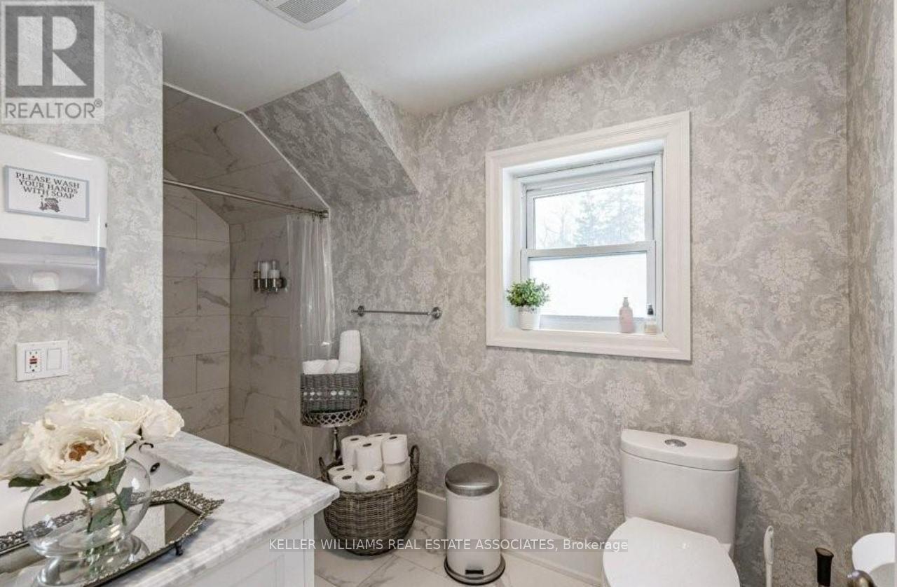 40 Brock Road S Property Photo 24
