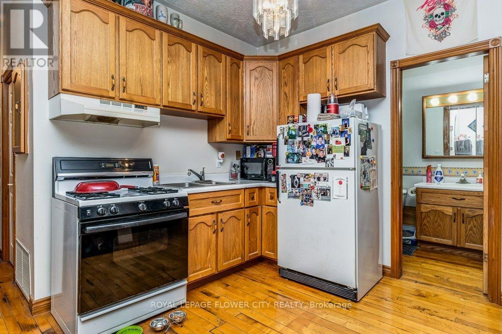 294-302 Josephine Street Property Photo 13