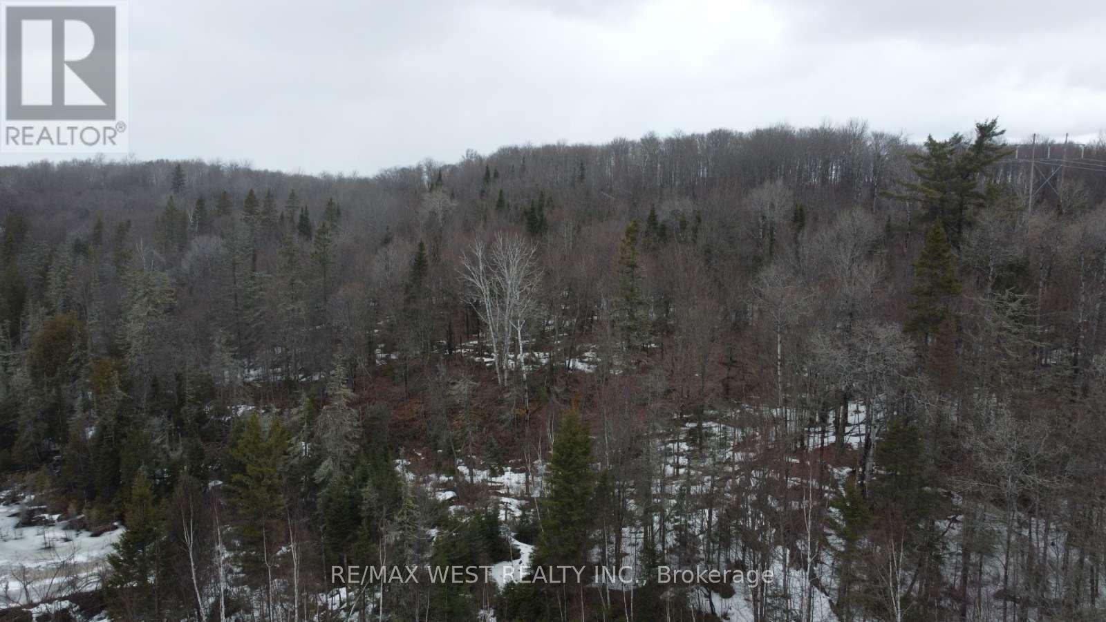1140 Widdifield Station Road Property Photo 3