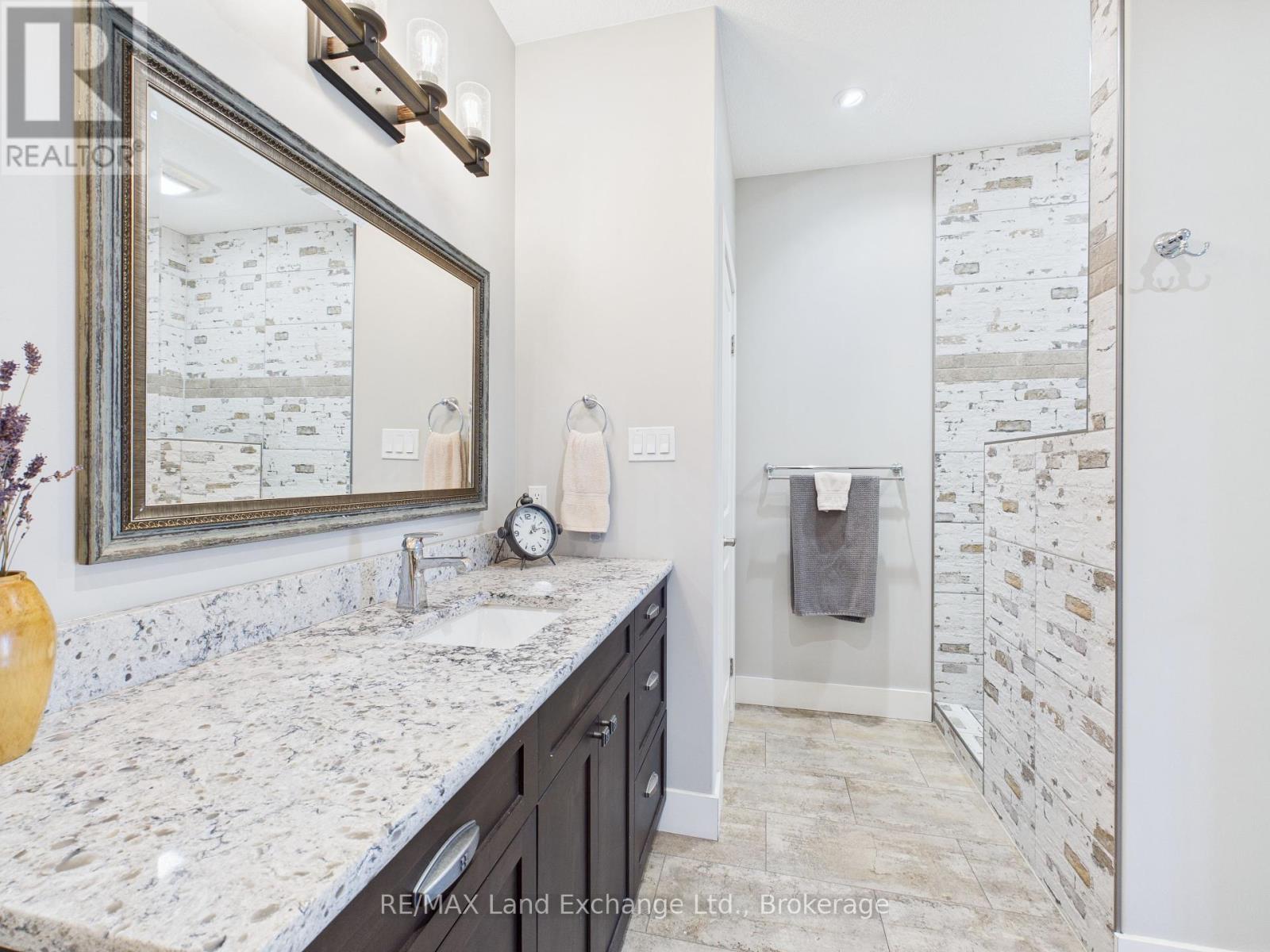 1 Cameron Street Property Photo 15