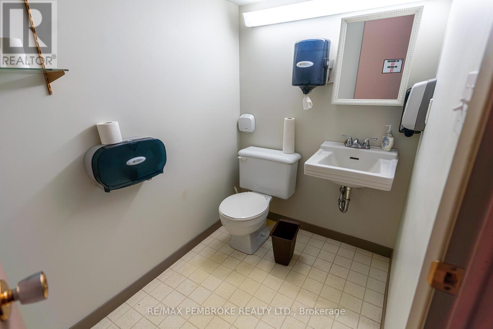57-59 Pembroke Street W Property Photo 20