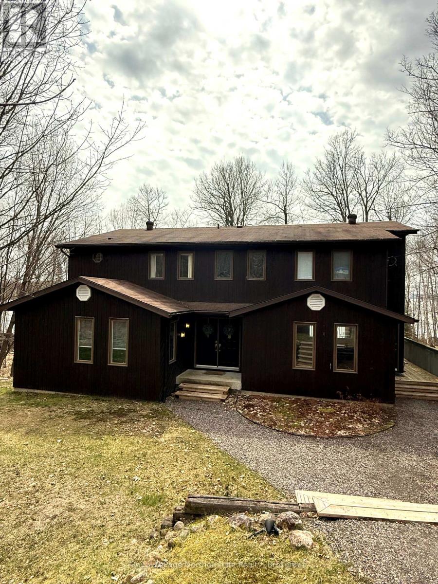272 Waukegan Rd Property Photo 1