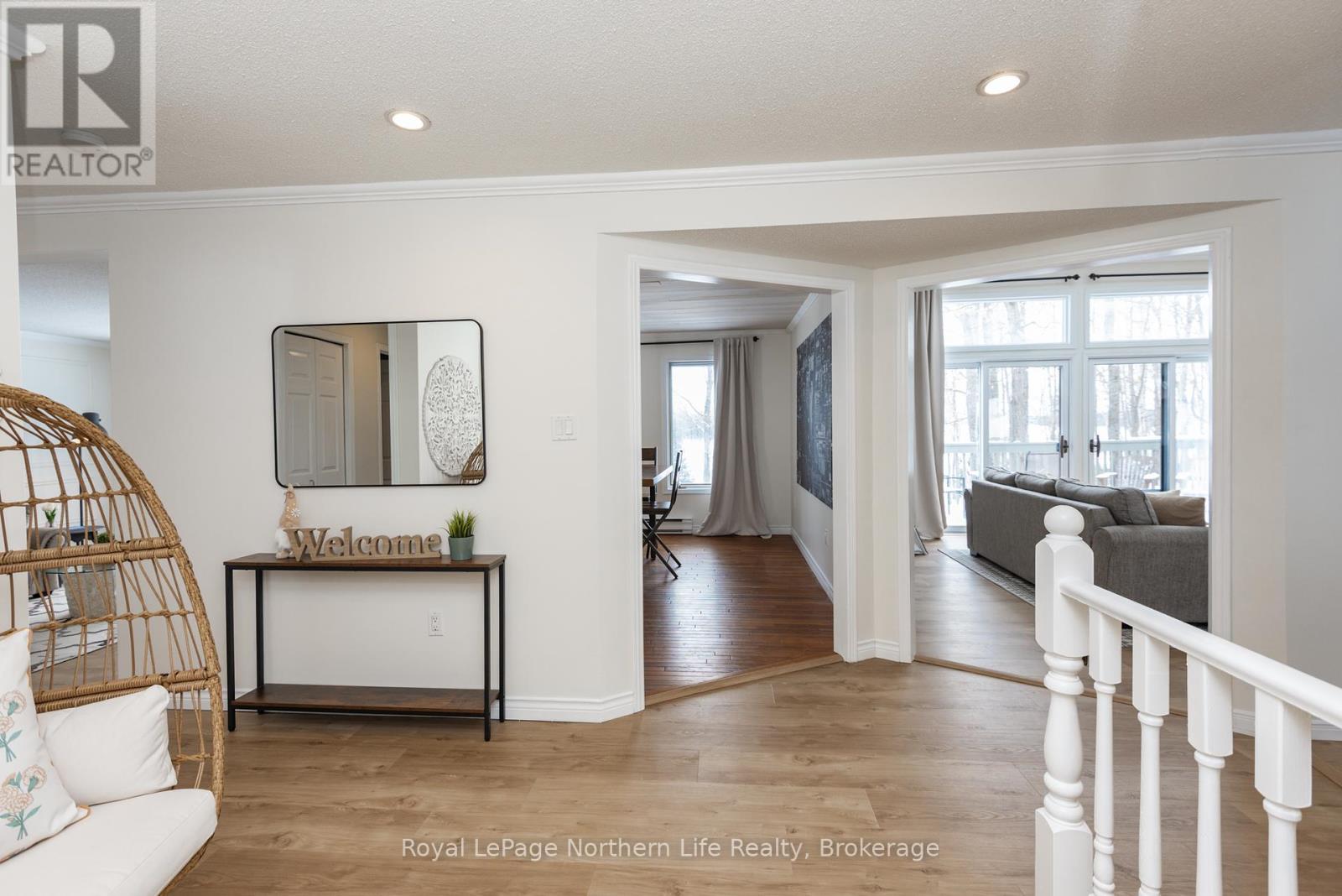 272 Waukegan Road Property Photo 6