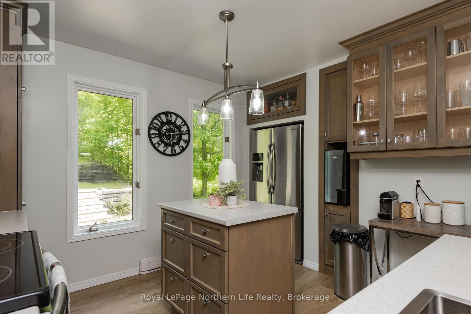 272 Waukegan Road Property Photo 15