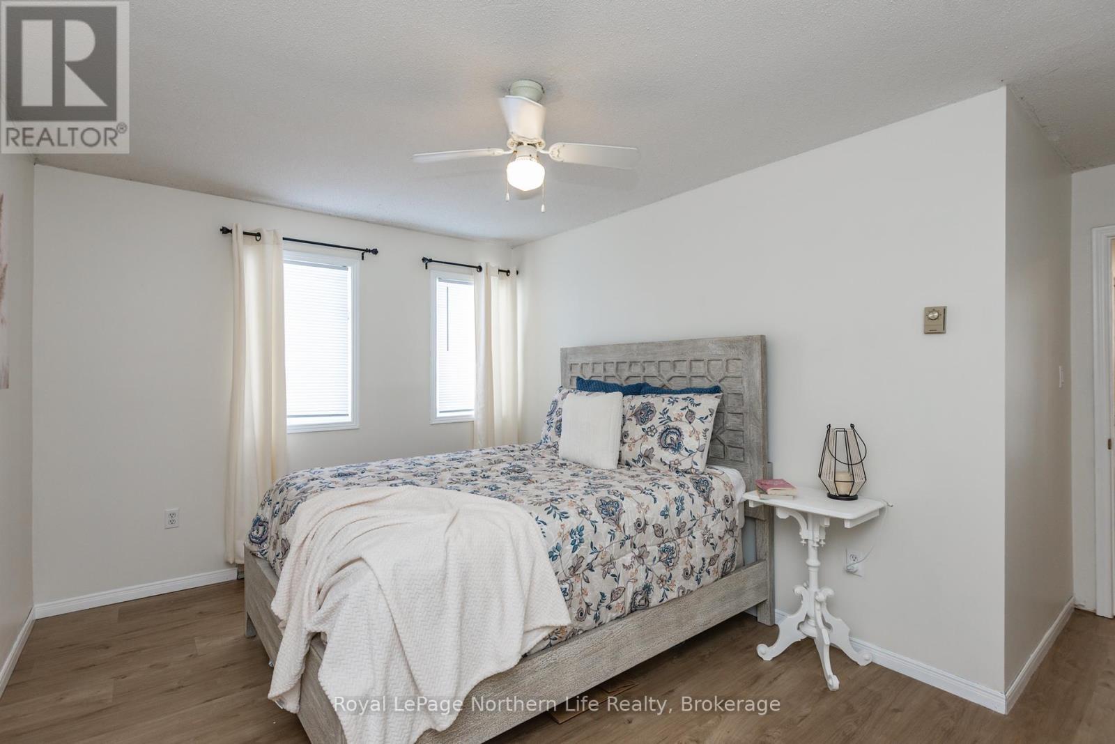 272 Waukegan Road Property Photo 27