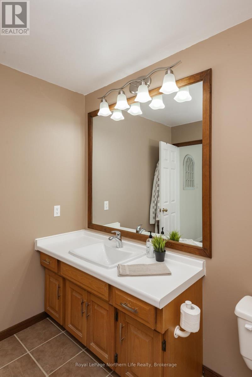 272 Waukegan Road Property Photo 31