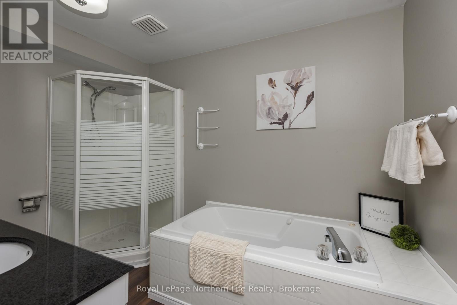 272 Waukegan Road Property Photo 44