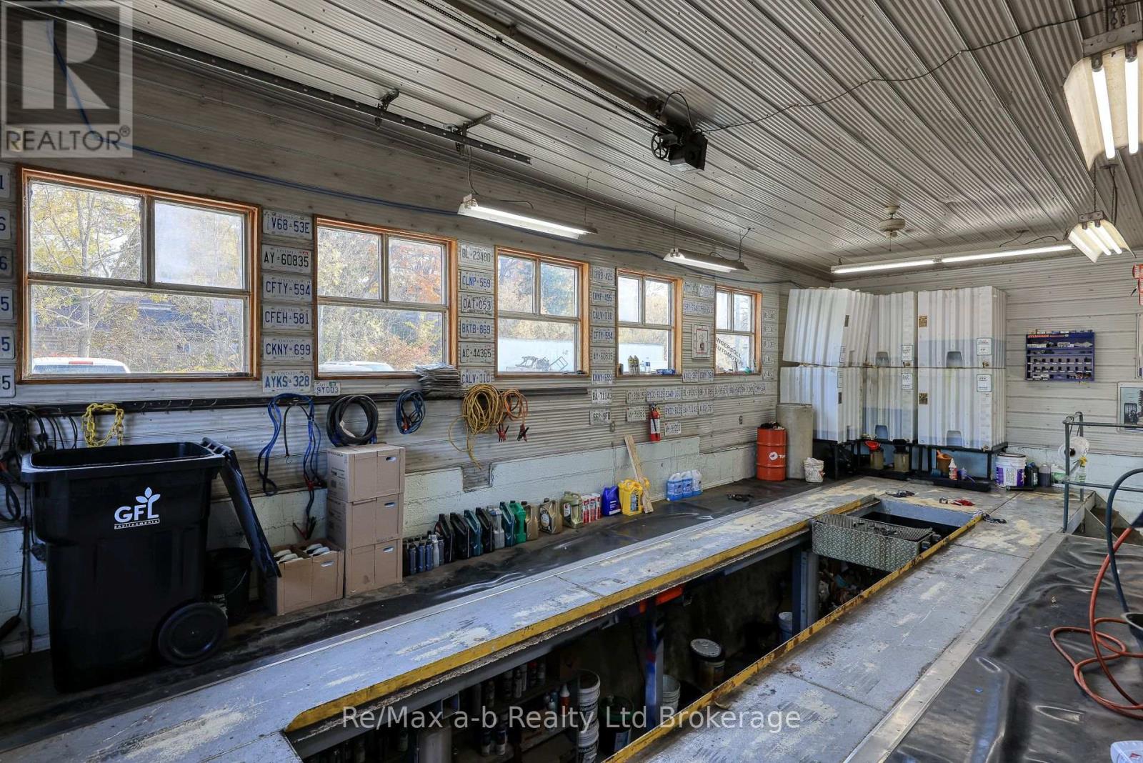 22 Charles Street East Street E Property Photo 9
