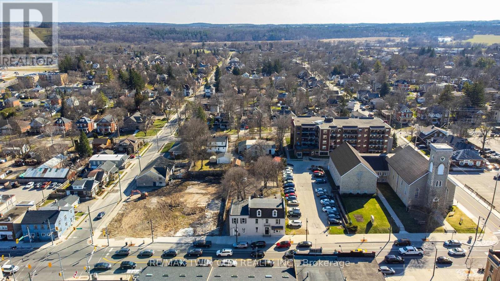 840-846 King Street E Property Photo 20