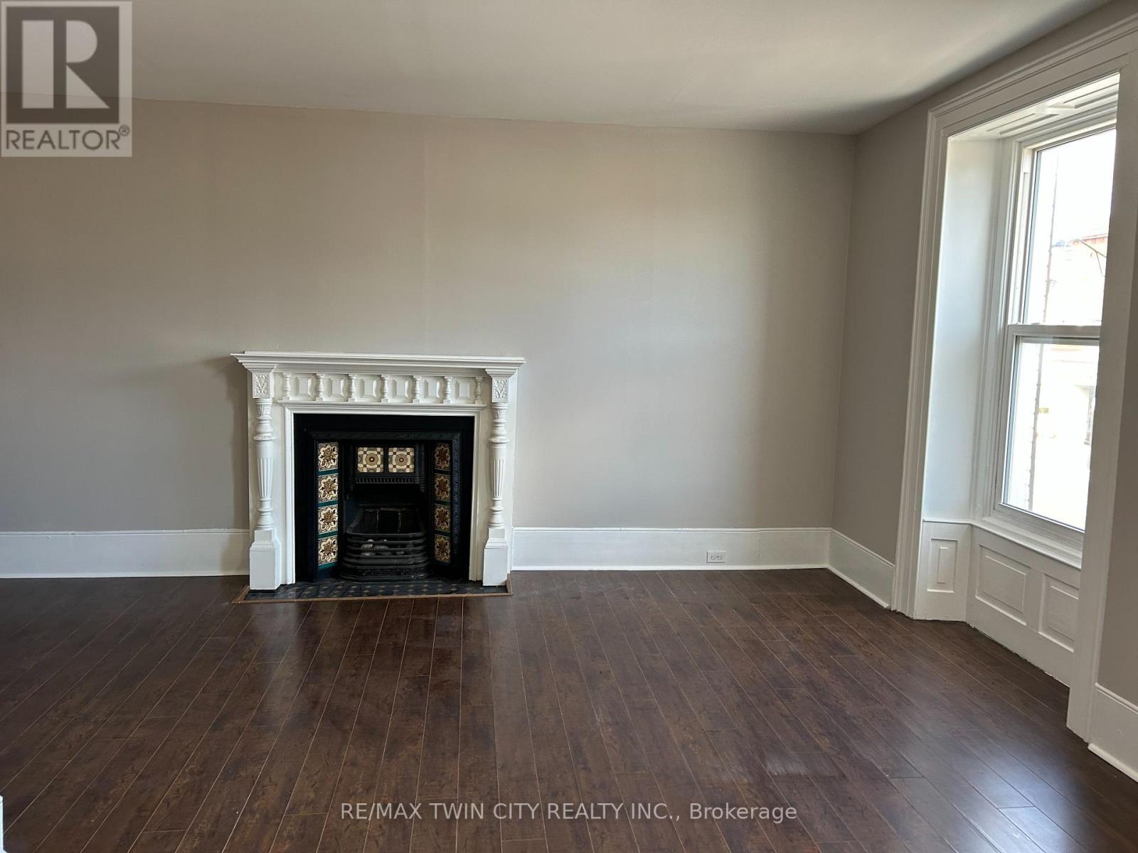 840-846 King Street E Property Photo 29