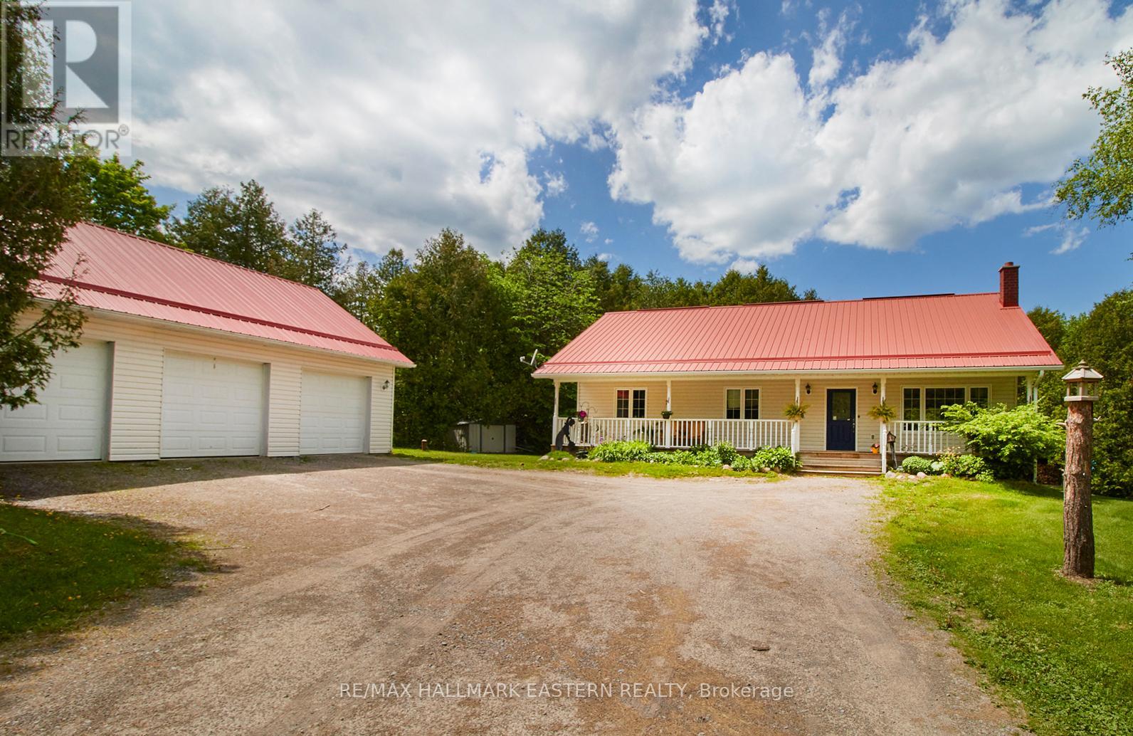 664 Syer Line Property Photo 1