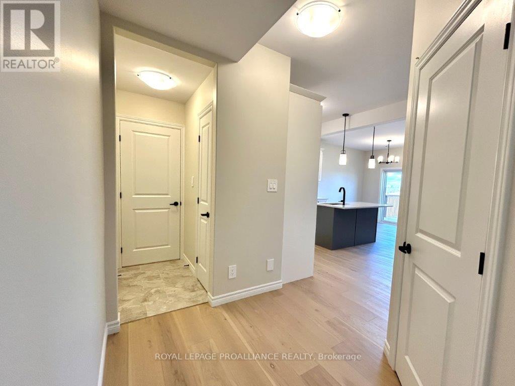 6 Peace River Street Property Photo 3