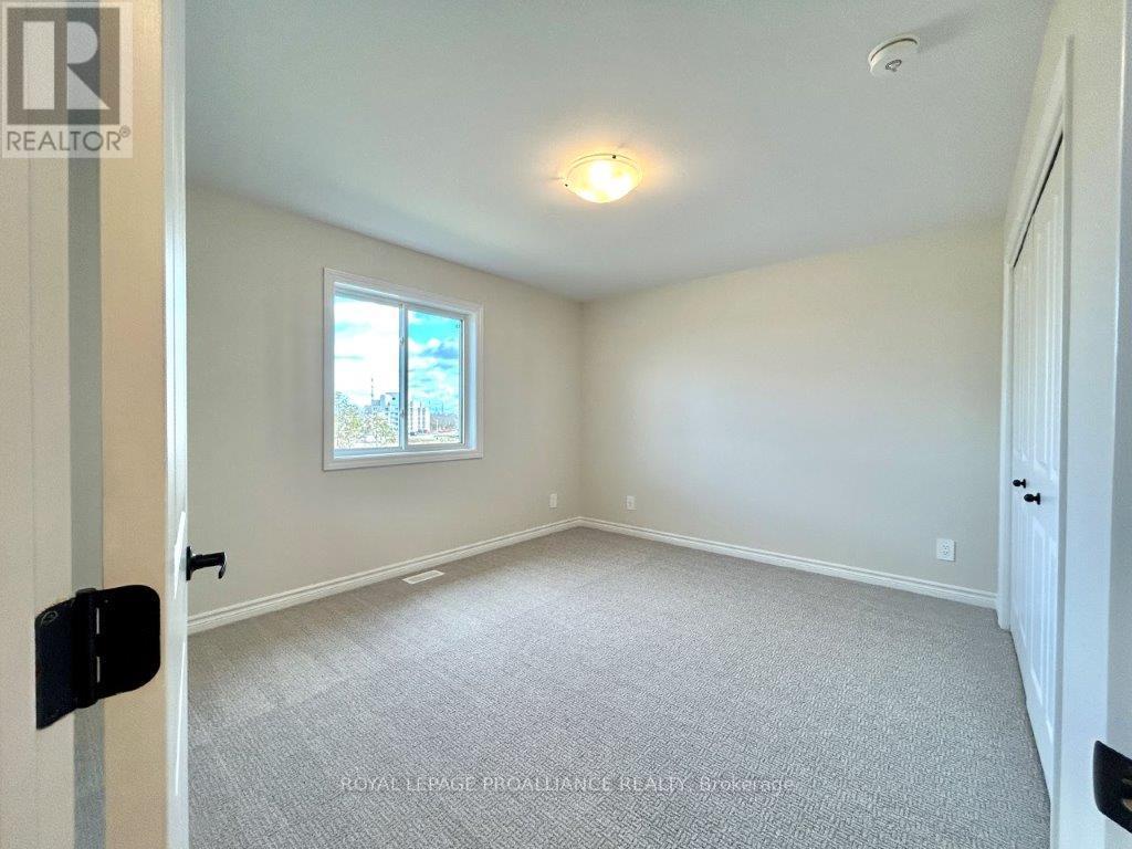 6 Peace River Street Property Photo 17