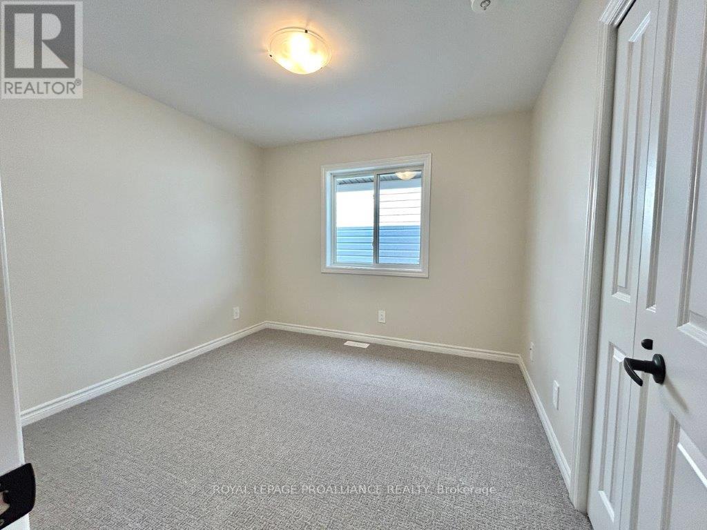 6 Peace River Street Property Photo 18