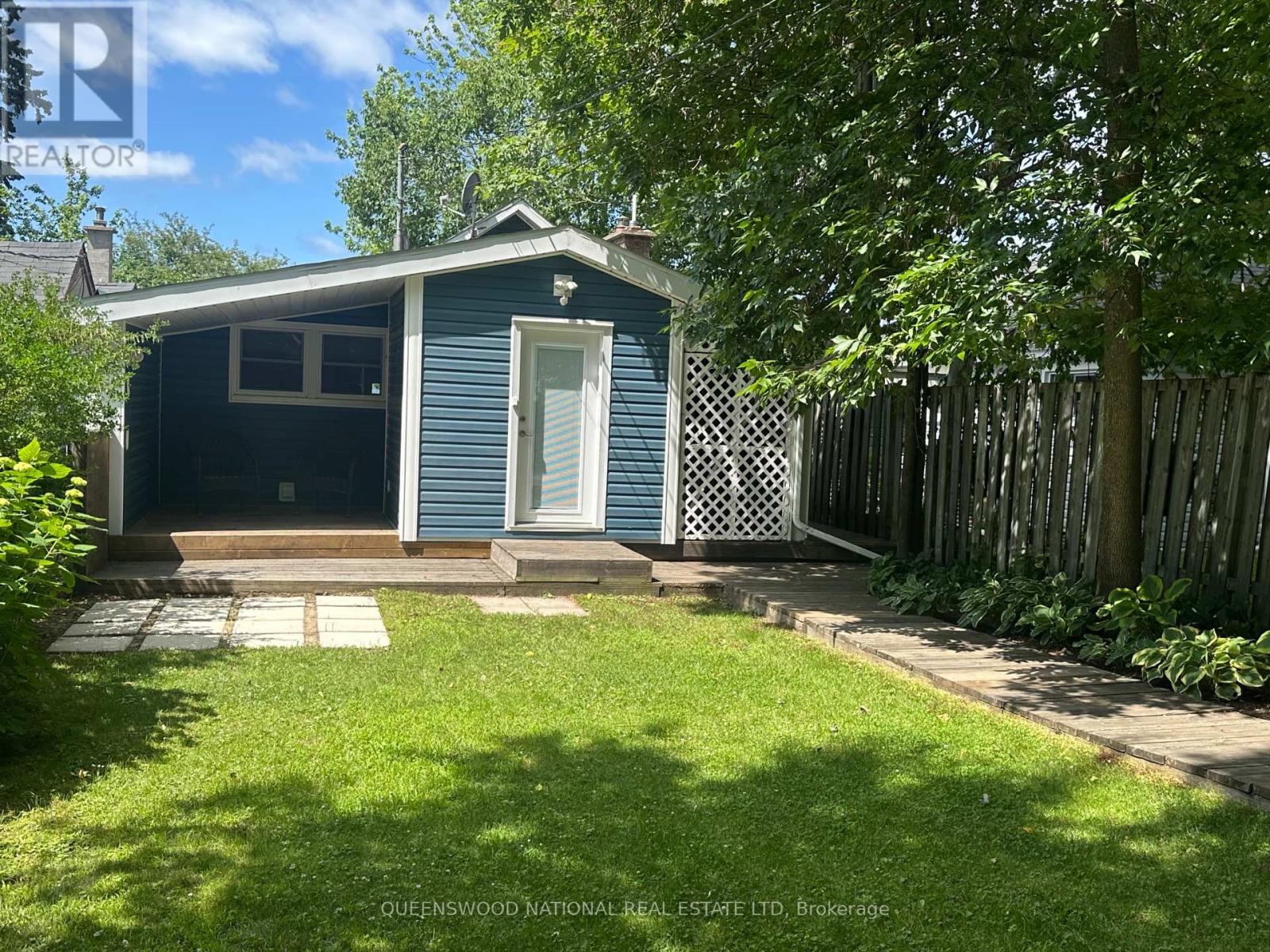 367 Wigston Drive Property Photo 5