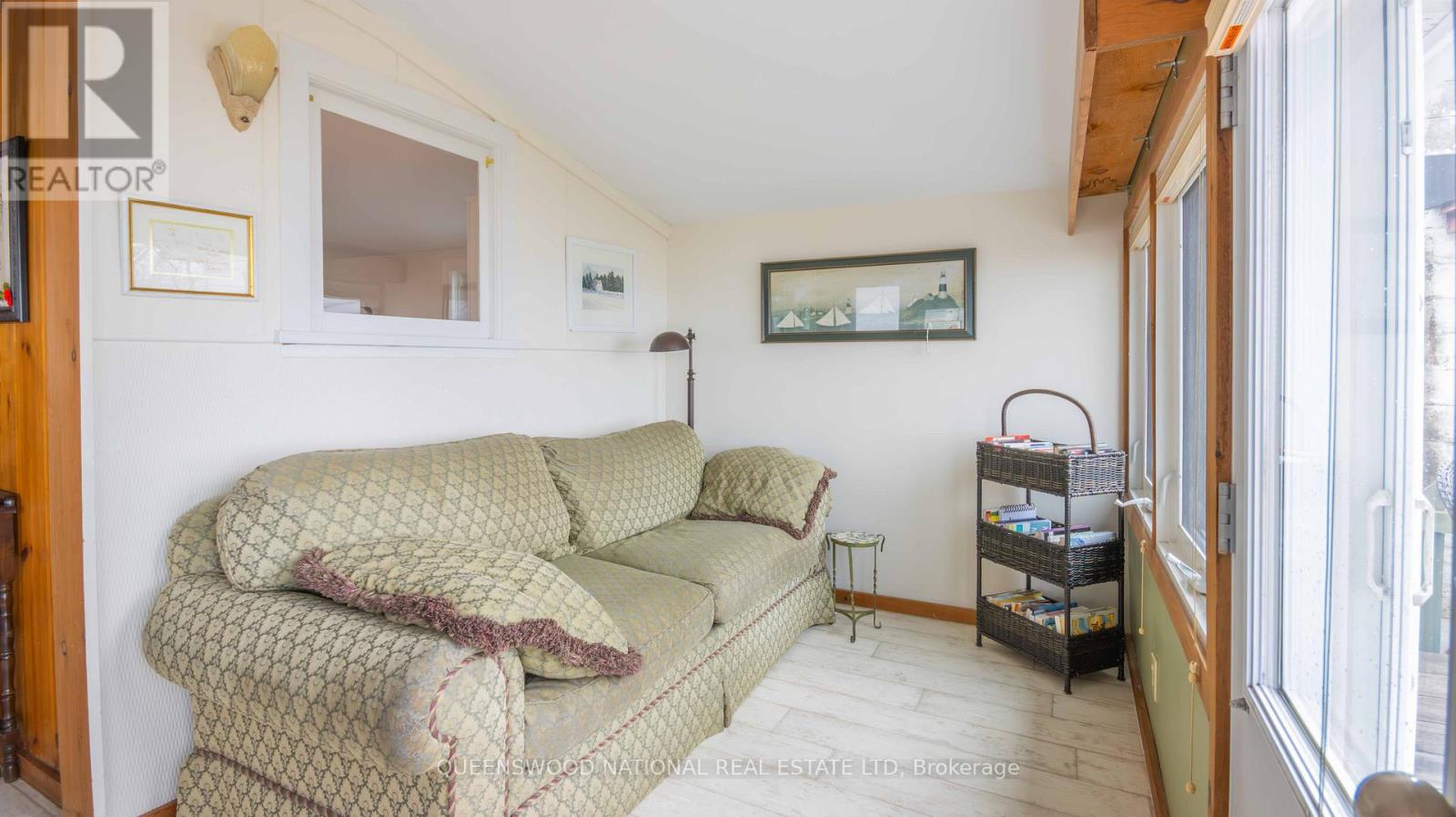 367 Wigston Drive Property Photo 15