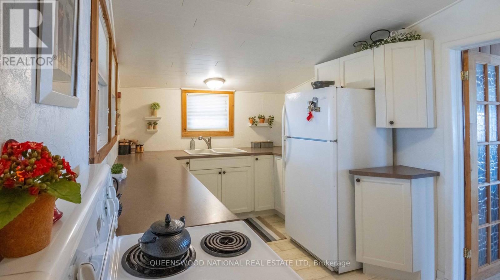 367 Wigston Drive Property Photo 17