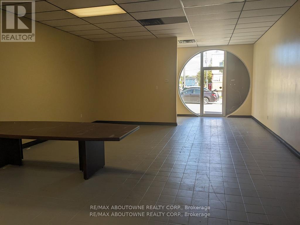 335 King Street Property Photo 7