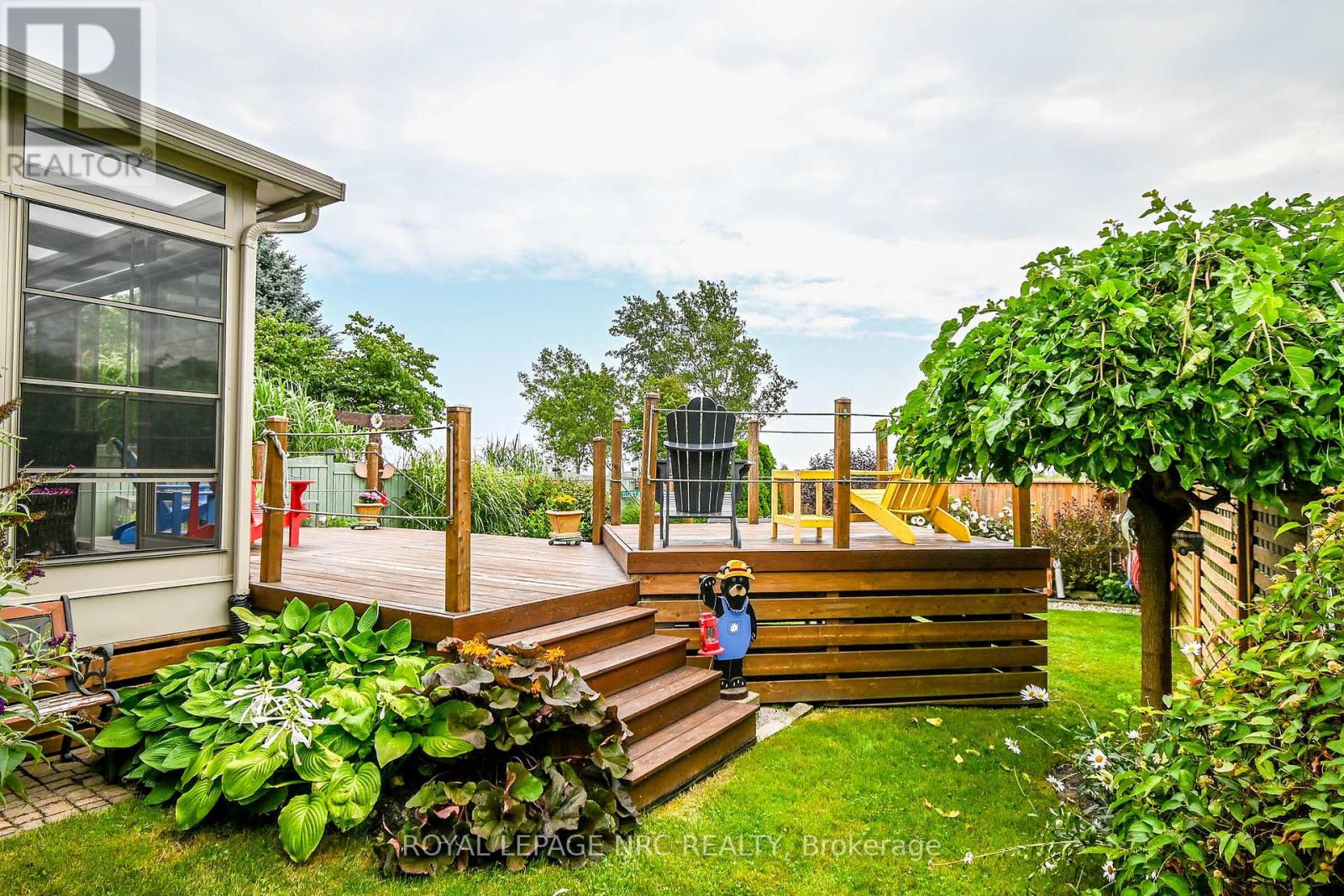 3328 Dustan Street Property Photo 20