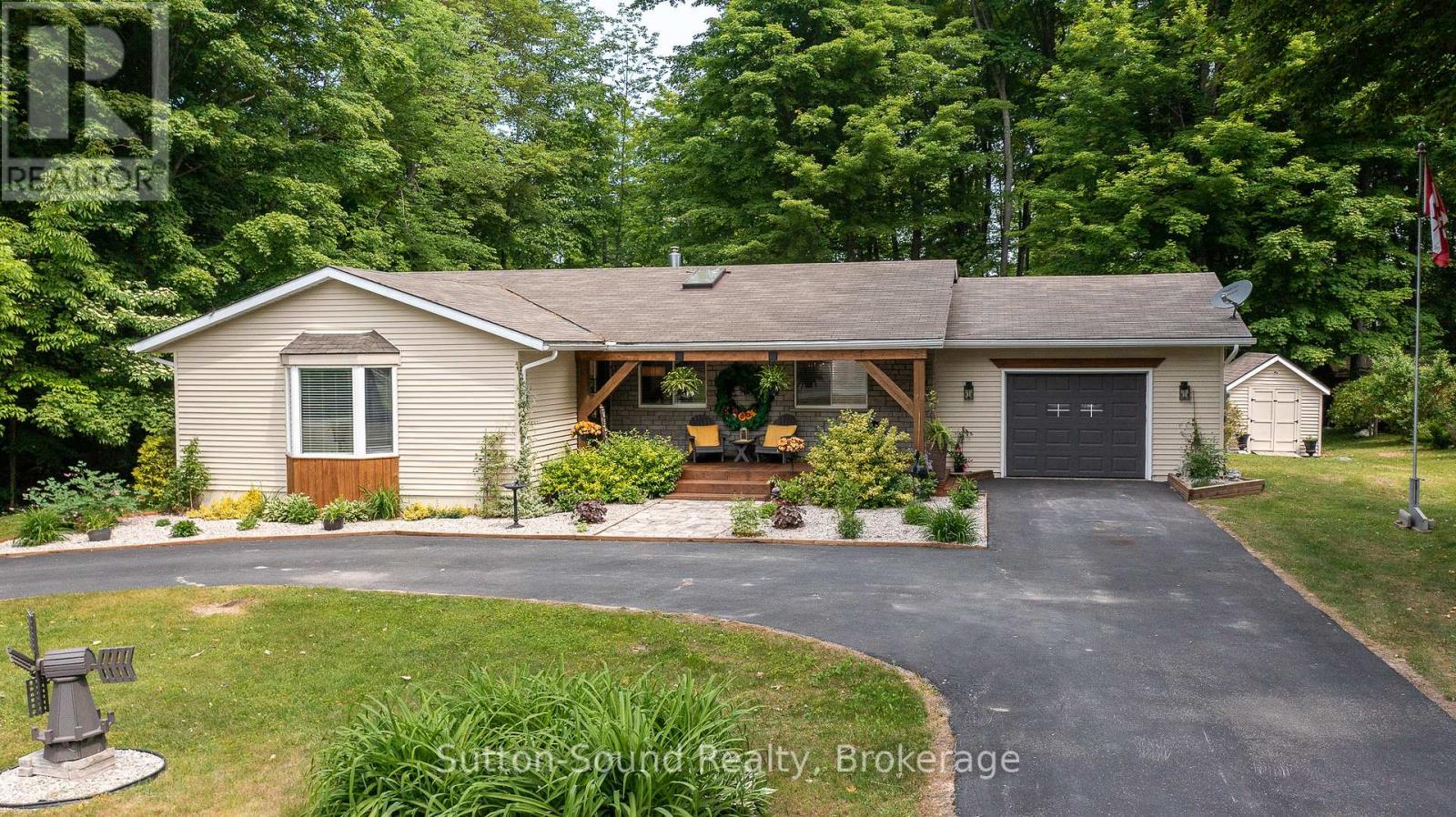 7 SANDY PINES TRAIL Property Image