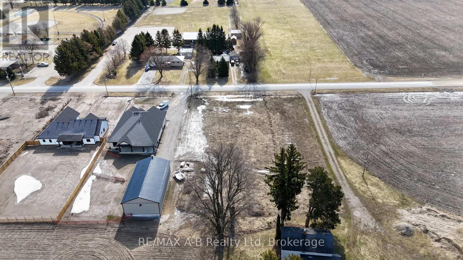 3180 Rd 122 Property Photo 5