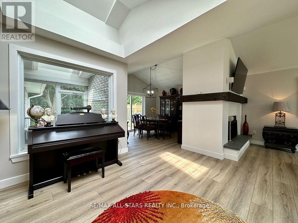 36 Russell Hill Road Property Photo 4
